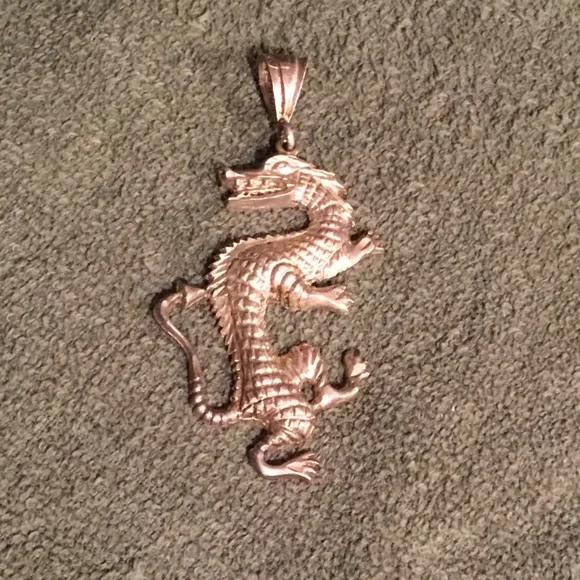 Vintage 925 Sterling Silver Dragon Pendant - Picture 1 of 2
